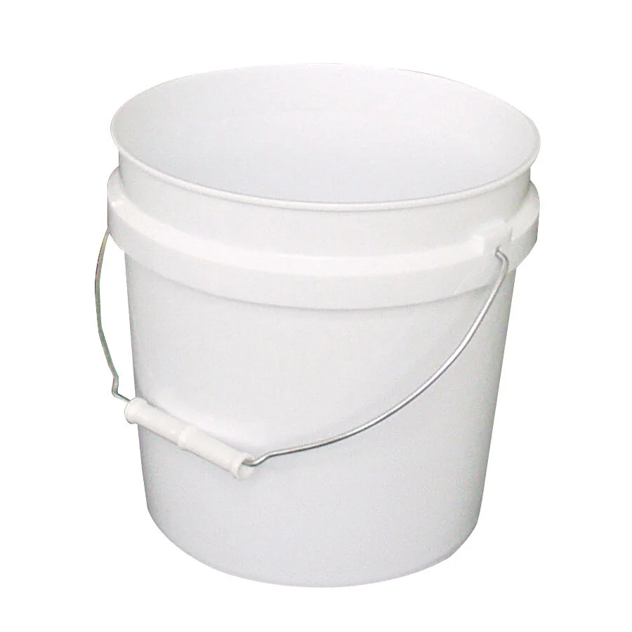 Plastic pail bucket discount